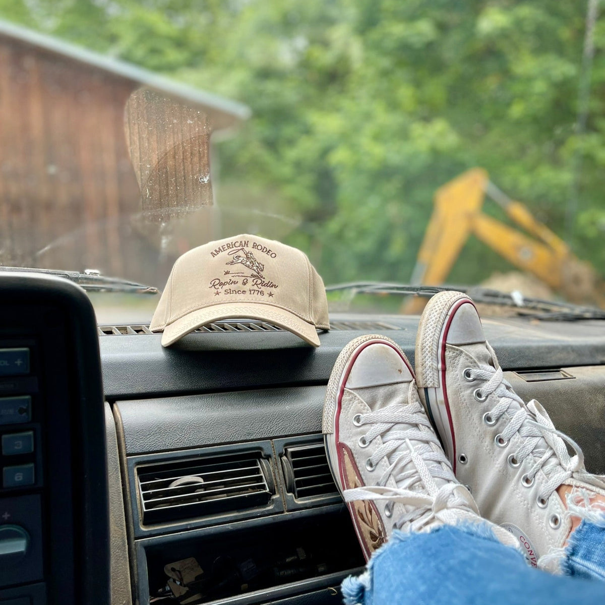 AMERICAN RODEO EMBROIDERED HAT